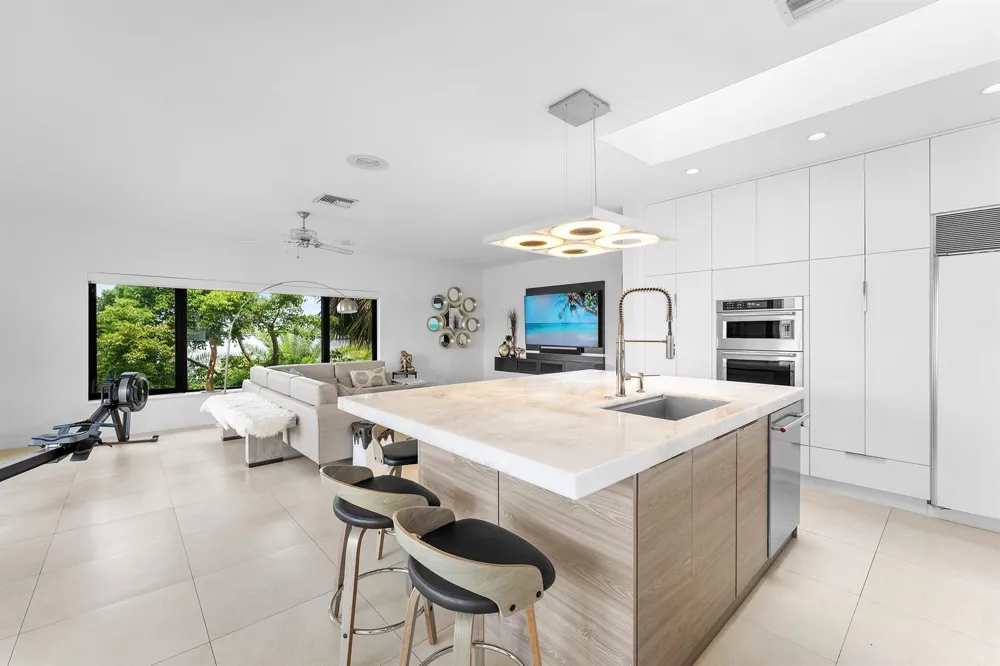 1102 Highland Beach Drive #2w Highland Beach, FL 33487
