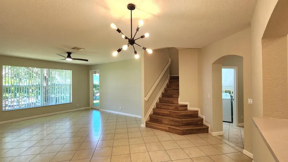 2124 Oakmont Drive Riviera Beach, FL 33404