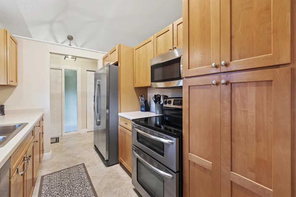 109 Half Moon Circle #C Jupiter, FL 33458