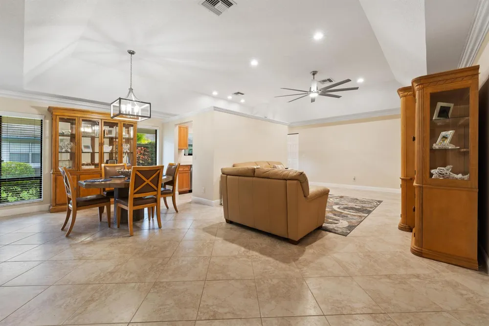 109 Half Moon Circle #C Jupiter, FL 33458