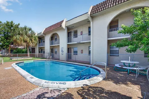 2141 NE 42nd Street #112
