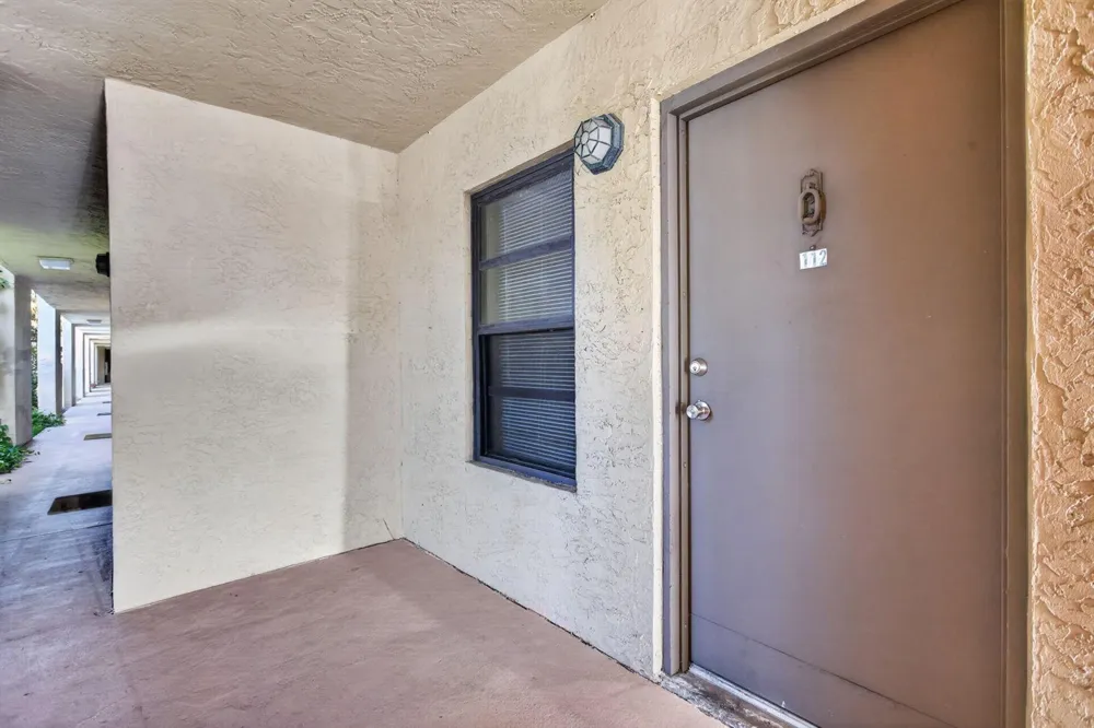 2141 NE 42nd Street #112 Lighthouse Point, FL 33064