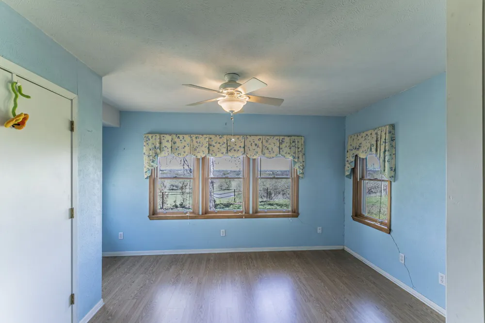 1500 County Road 405 Buckholts, TX 76518
