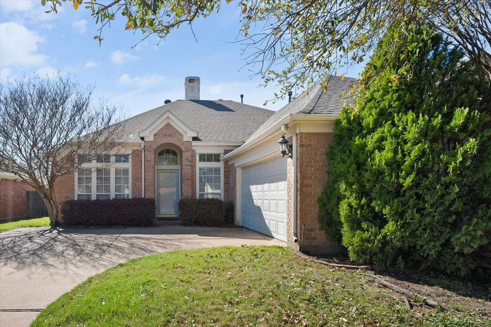 6604 High Brook Drive Fort Worth, TX 76132