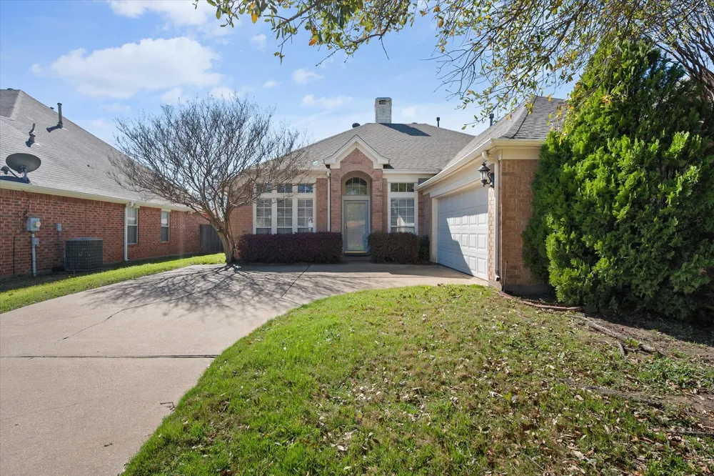 6604 High Brook Drive Fort Worth, TX 76132