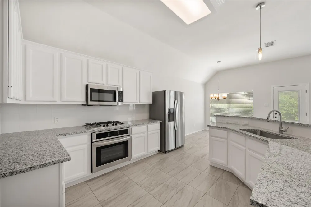 6604 High Brook Drive Fort Worth, TX 76132
