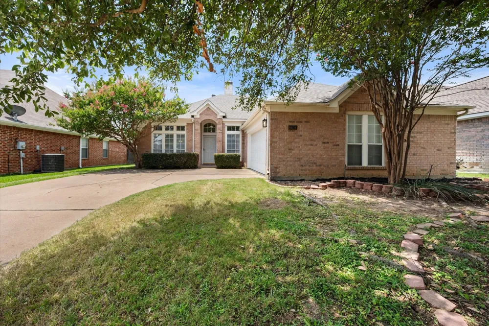 6604 High Brook Drive Fort Worth, TX 76132