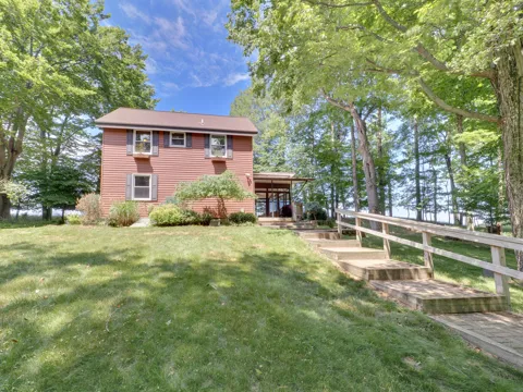 4616 W Fox Farm Road