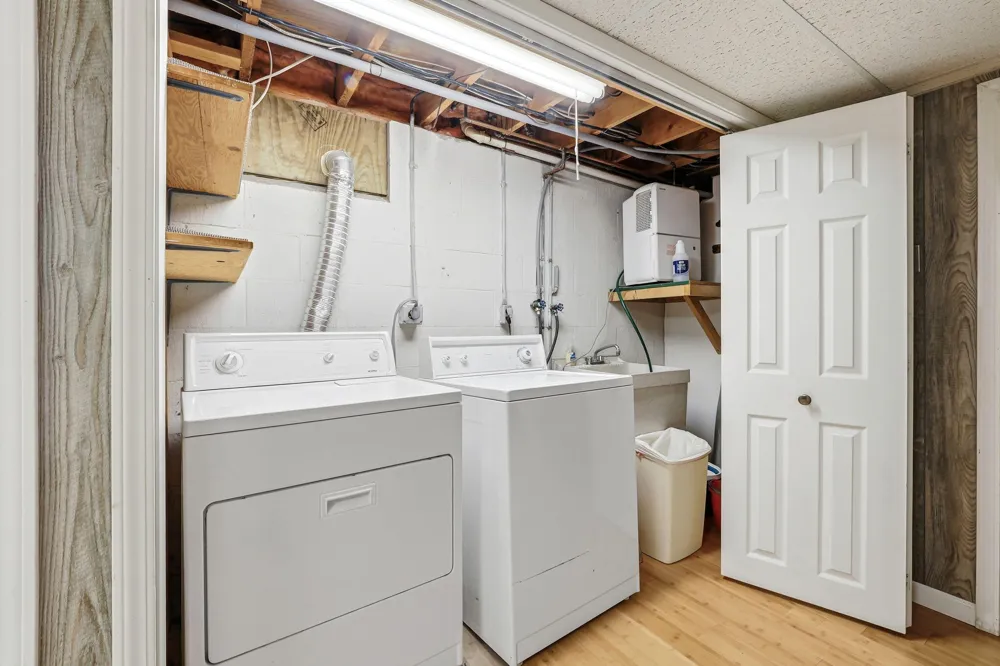 4616 W Fox Farm Road Manistee, MI 49660