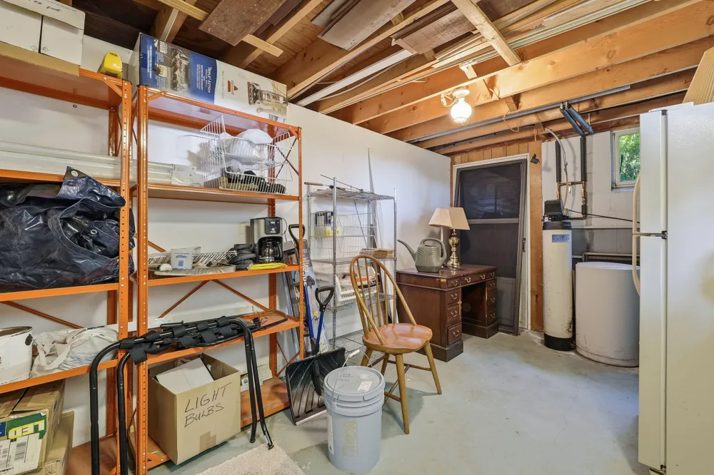 4616 W Fox Farm Road Manistee, MI 49660