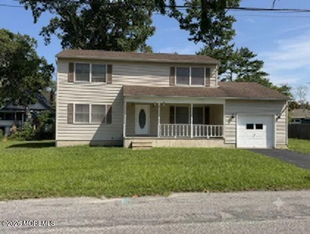 641 Ship Avenue Beachwood, NJ 08722