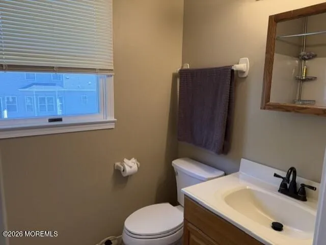 641 Ship Avenue Beachwood, NJ 08722