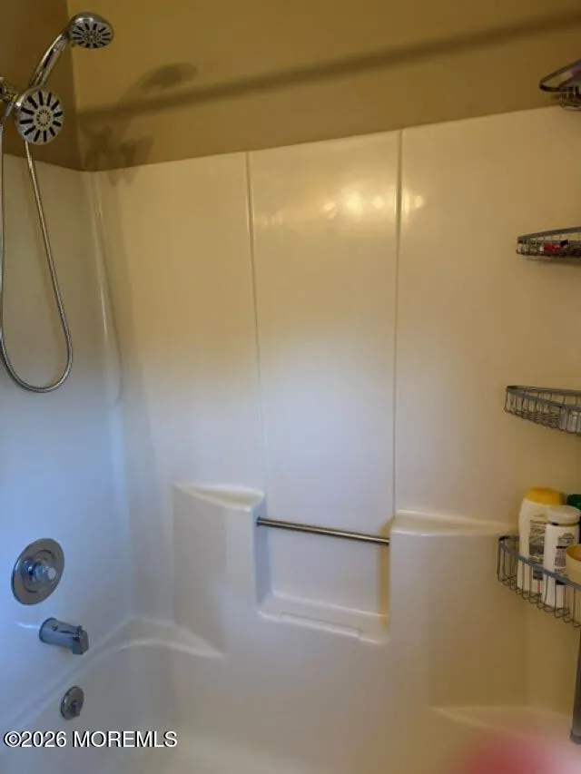 641 Ship Avenue Beachwood, NJ 08722