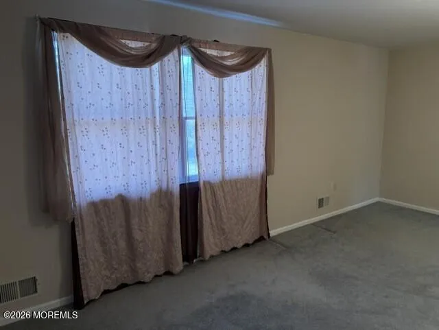 641 Ship Avenue Beachwood, NJ 08722