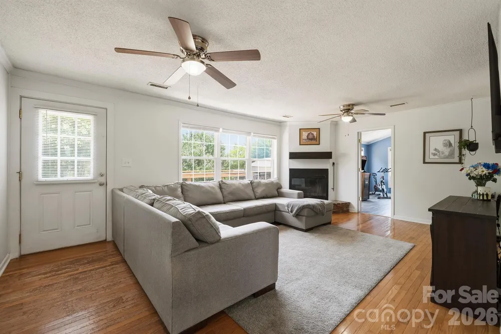 1782 Cat Square Road Vale, NC 28168