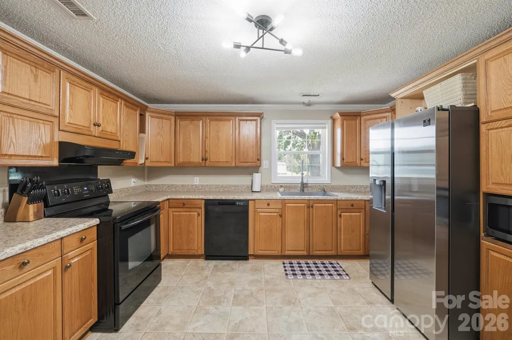 1782 Cat Square Road Vale, NC 28168