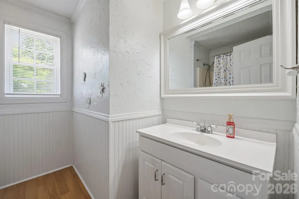 1782 Cat Square Road Vale, NC 28168