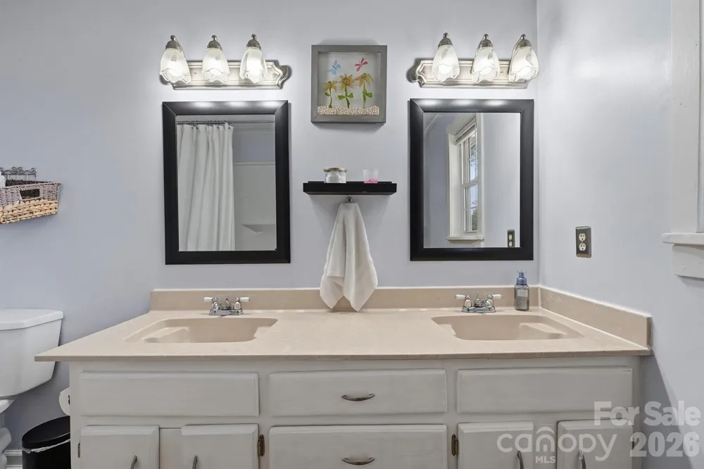 1782 Cat Square Road Vale, NC 28168