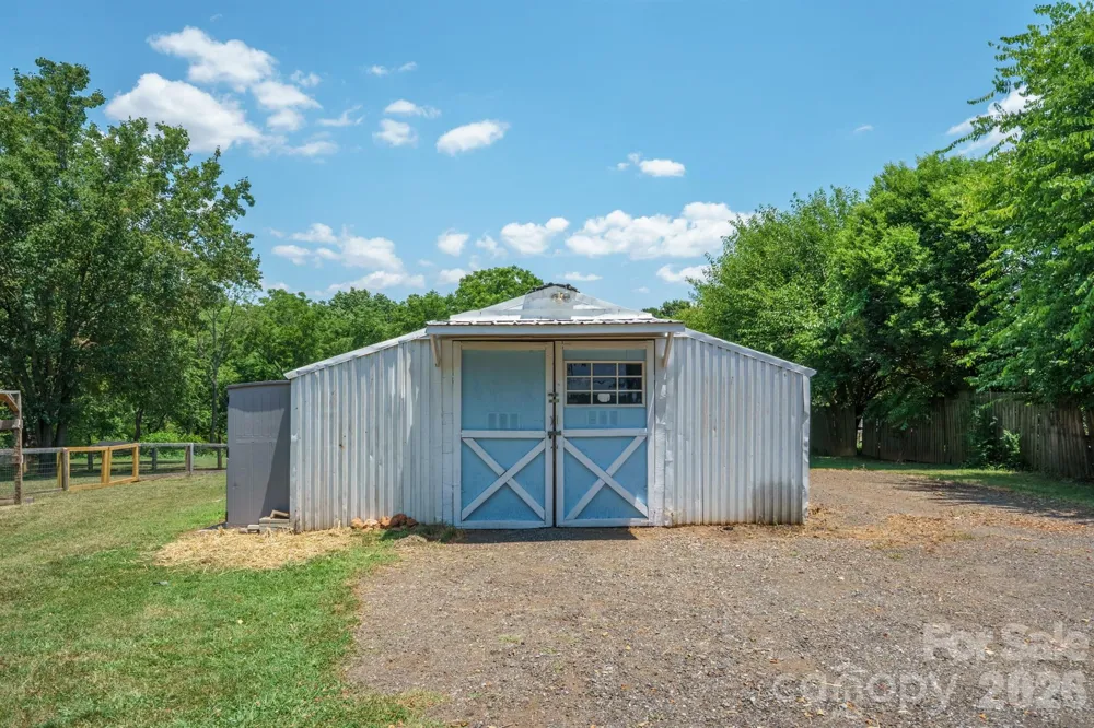 1782 Cat Square Road Vale, NC 28168