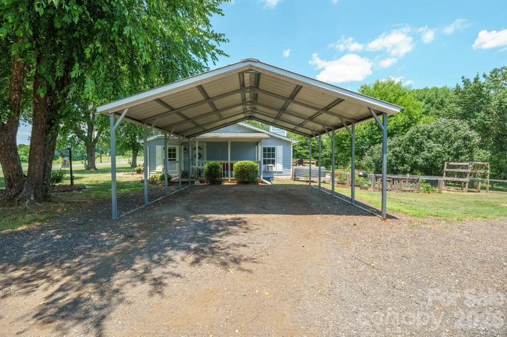 1782 Cat Square Road Vale, NC 28168