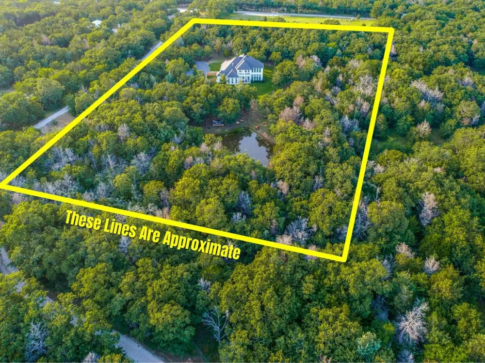 1619 Bloomfield Road Valley View, TX 76272