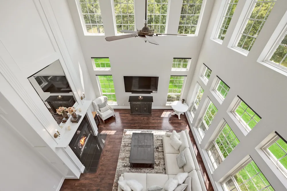 1619 Bloomfield Road Valley View, TX 76272