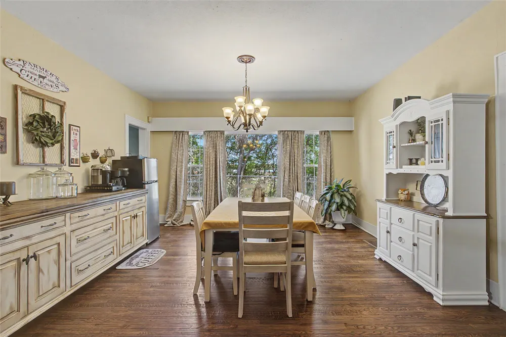 7921 White Settlement Road White Settlement, TX 76108
