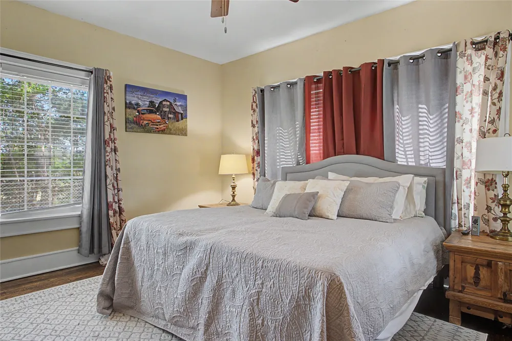 7921 White Settlement Road White Settlement, TX 76108