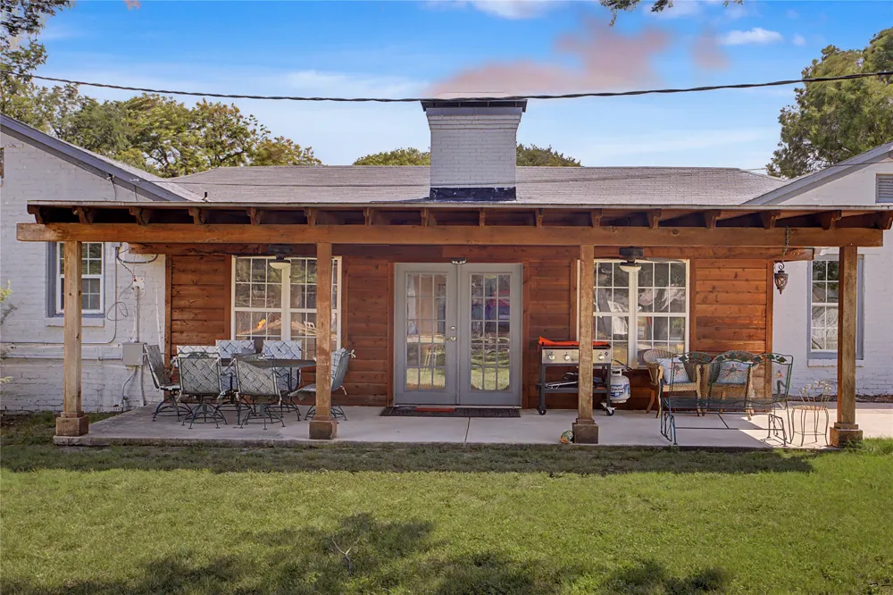 7921 White Settlement Road White Settlement, TX 76108