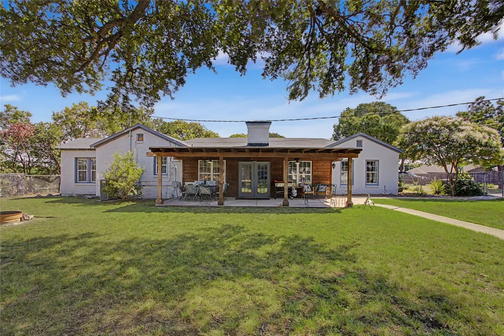 7921 White Settlement Road White Settlement, TX 76108