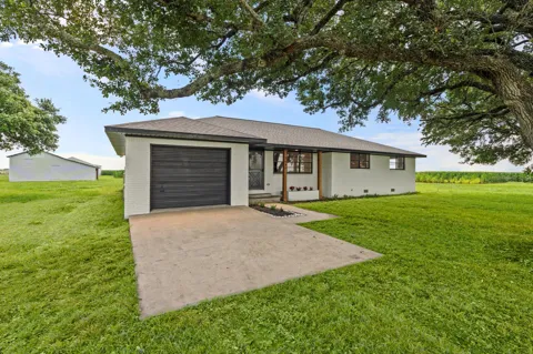 2606 Long Lane