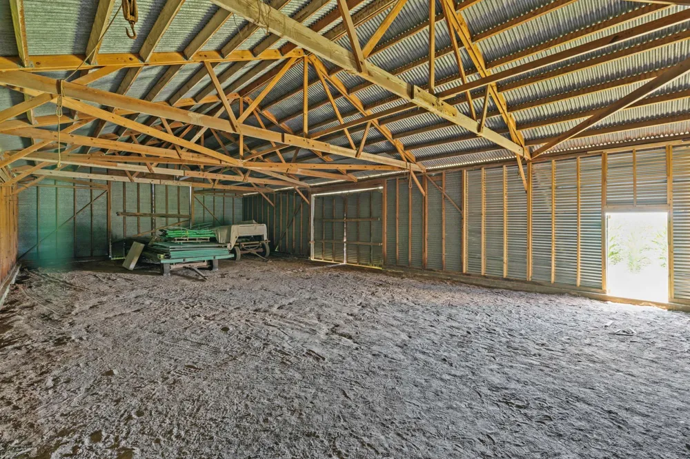 2606 Long Lane Wallis, TX 77485