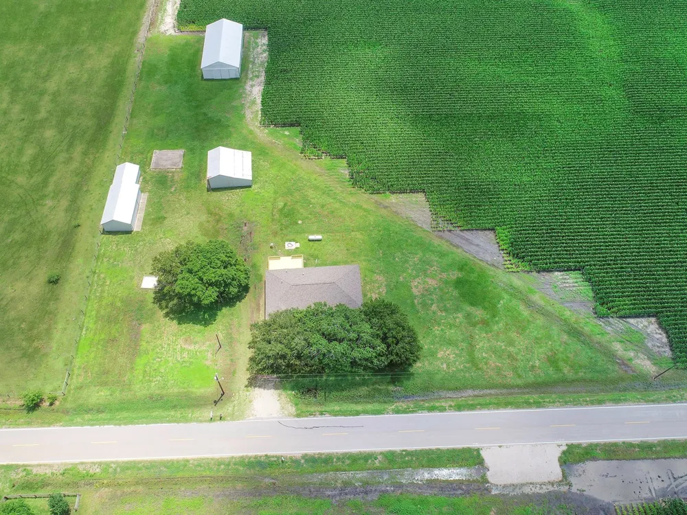 2606 Long Lane Wallis, TX 77485