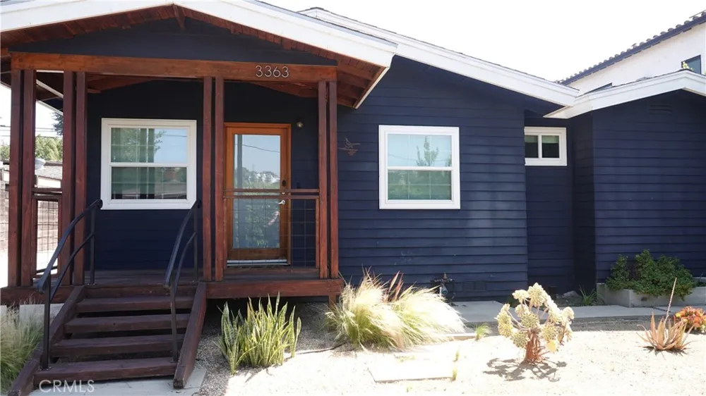 3363 Hollydale Los Angeles, CA 90039