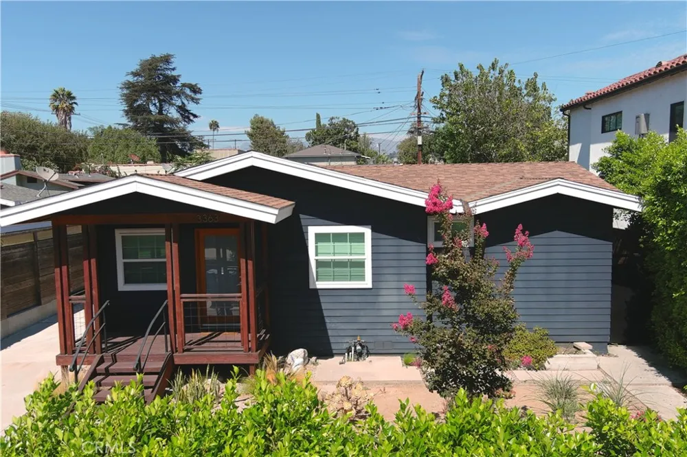 3363 Hollydale Los Angeles, CA 90039