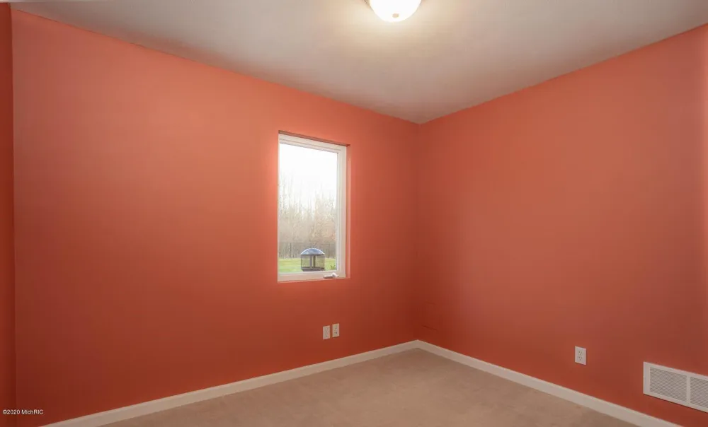 7058 Shady Knoll Drive SE Caledonia, MI 49316
