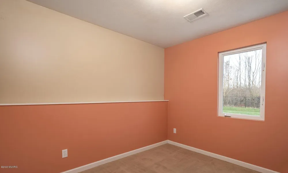 7058 Shady Knoll Drive SE Caledonia, MI 49316