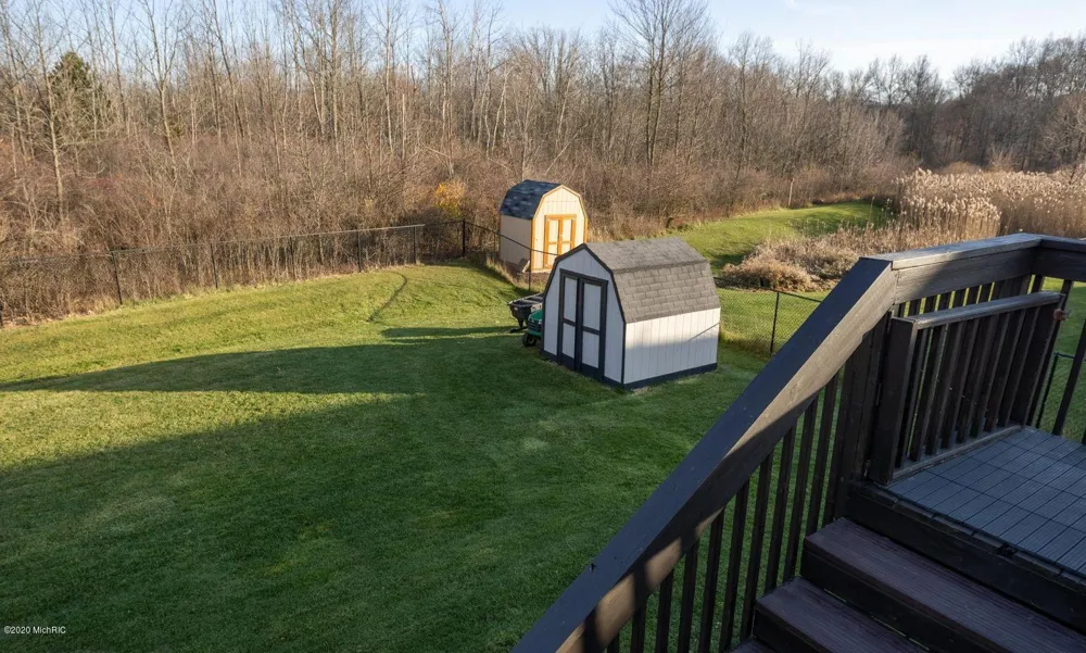7058 Shady Knoll Drive SE Caledonia, MI 49316