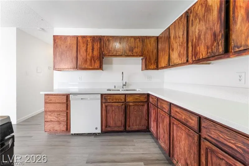 6982 Hopkins Drive Las Vegas, NV 89156