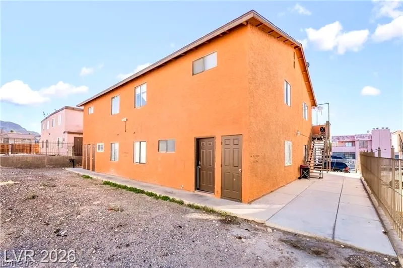6982 Hopkins Drive Las Vegas, NV 89156