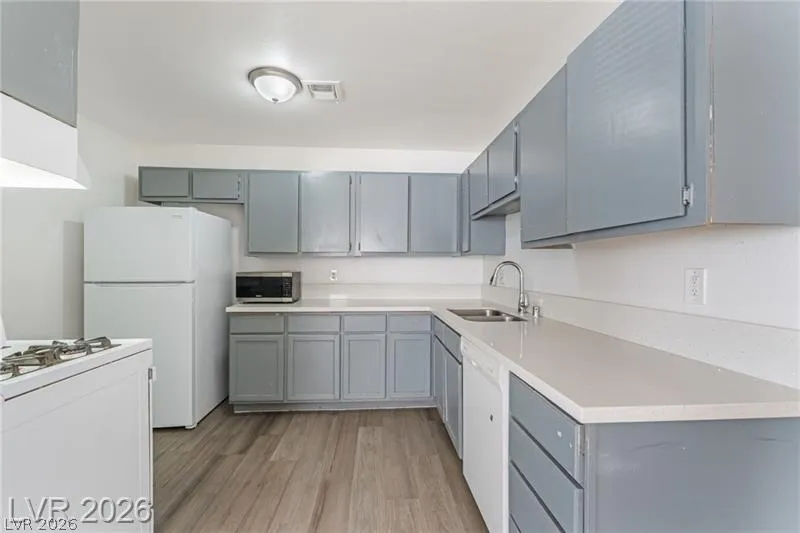 6982 Hopkins Drive Las Vegas, NV 89156