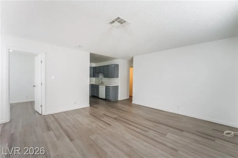6982 Hopkins Drive Las Vegas, NV 89156