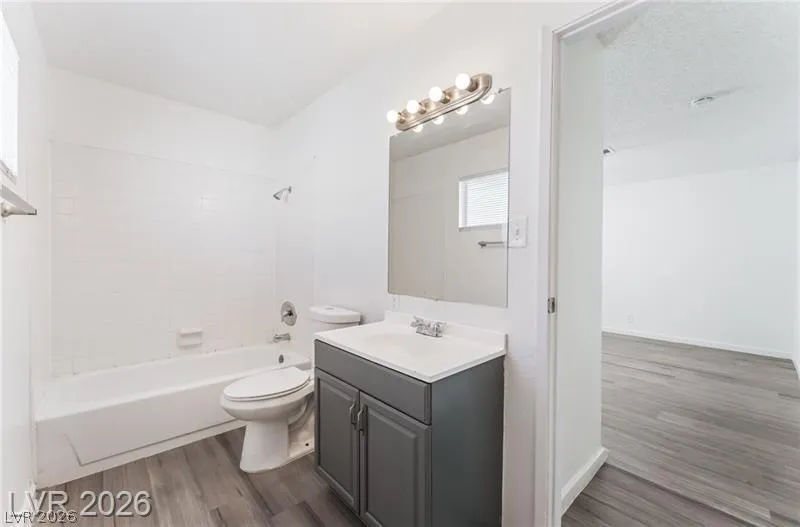 6982 Hopkins Drive Las Vegas, NV 89156