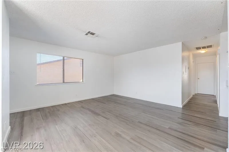 6982 Hopkins Drive Las Vegas, NV 89156