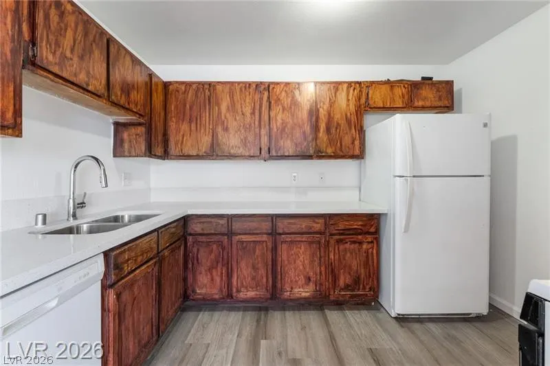 6982 Hopkins Drive Las Vegas, NV 89156