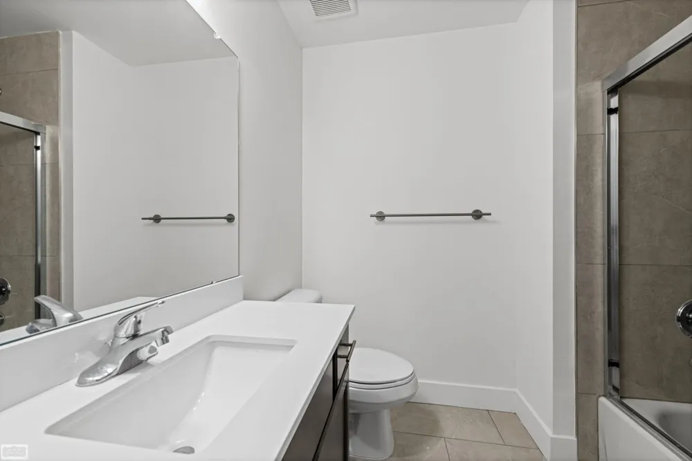 32968 Antrim Drive Chesterfield Township, MI 48047