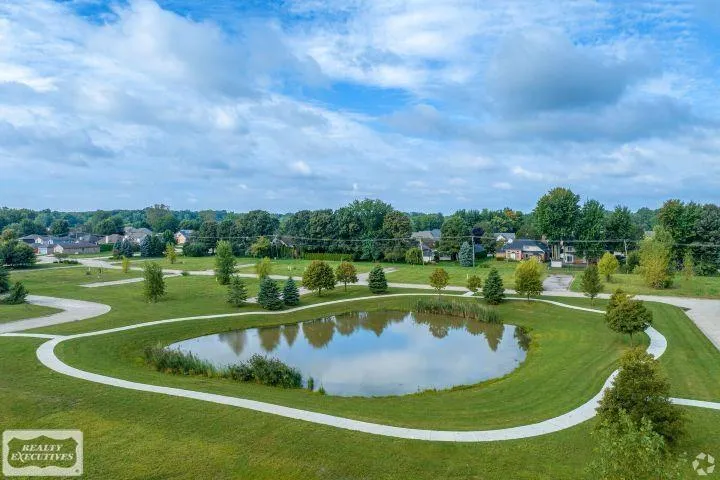 32968 Antrim Drive Chesterfield Township, MI 48047