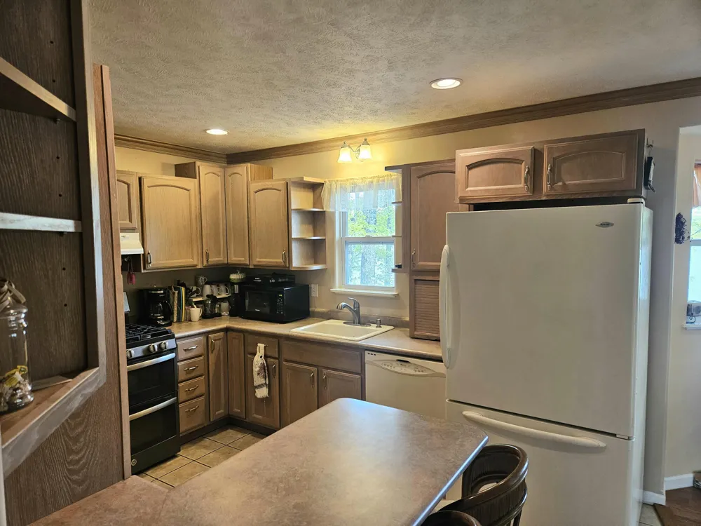 8862 W Rainbow Lake Drive Lake Township, MI 49304