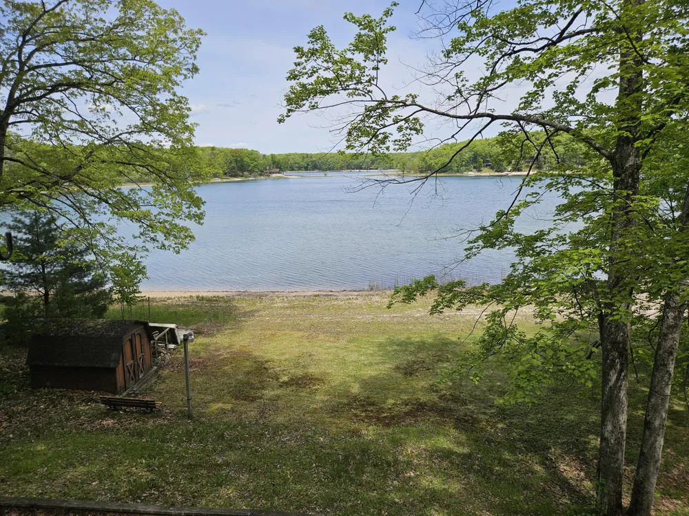 8862 W Rainbow Lake Drive Lake Township, MI 49304