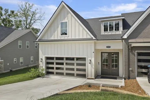 3063 Wiltshire Park Pl
